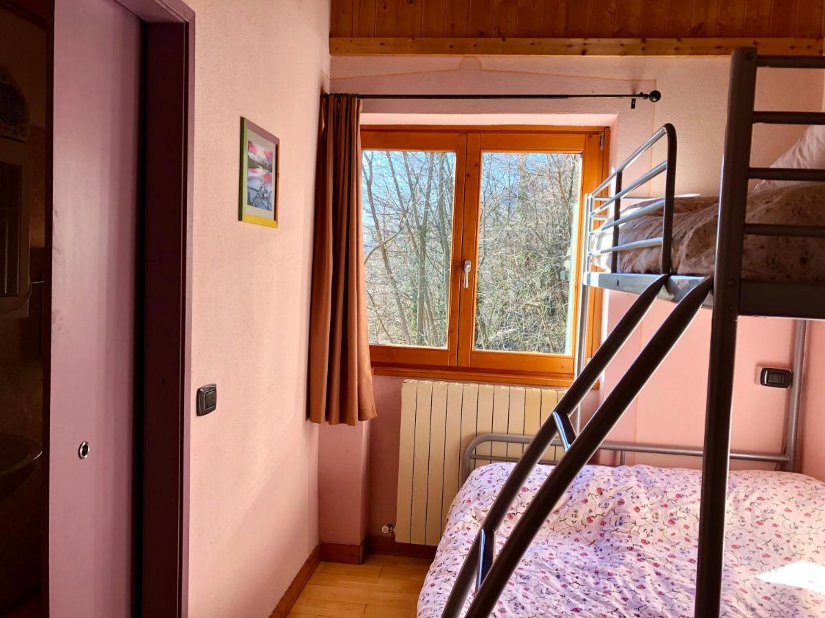 Agriturismo Cavria Castione Andevenno Luaran gambar